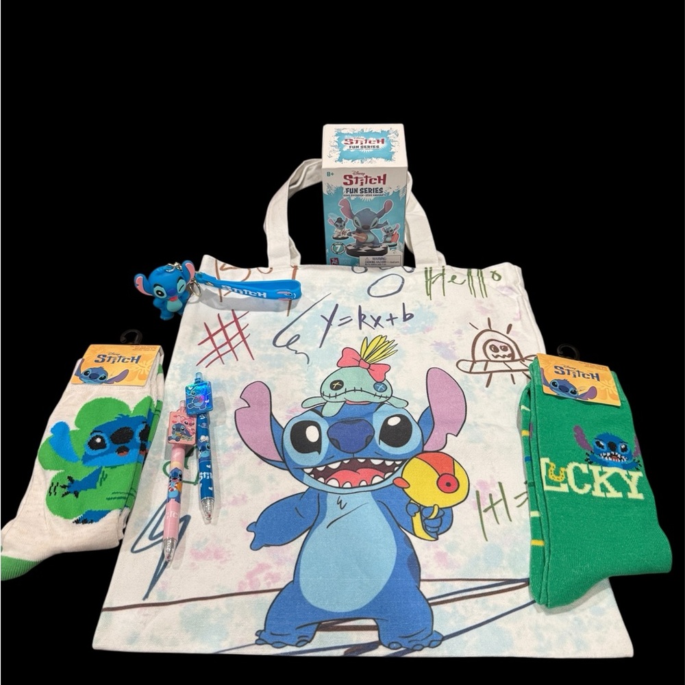 Disney Stitch Bundle of 7 with a Stitch Collector Figure